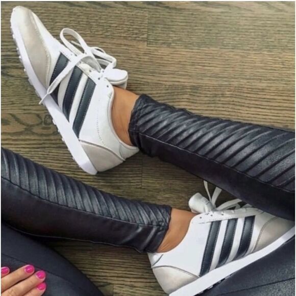 EUC SPANX BLACK MOTO FAUX LEATHER LEGGINGS SIZE LARGE - Picture 6 of 11